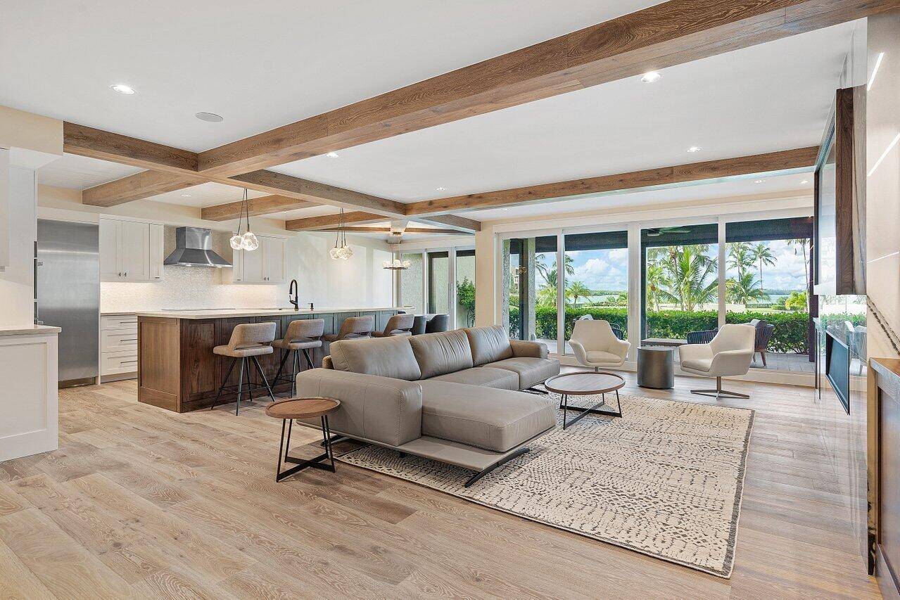 Newly finished and completely remodeled ground floor California modern apartment with great views of the St.