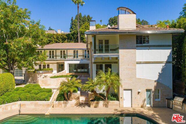 661   Doheny Rd Beverly Hills LA