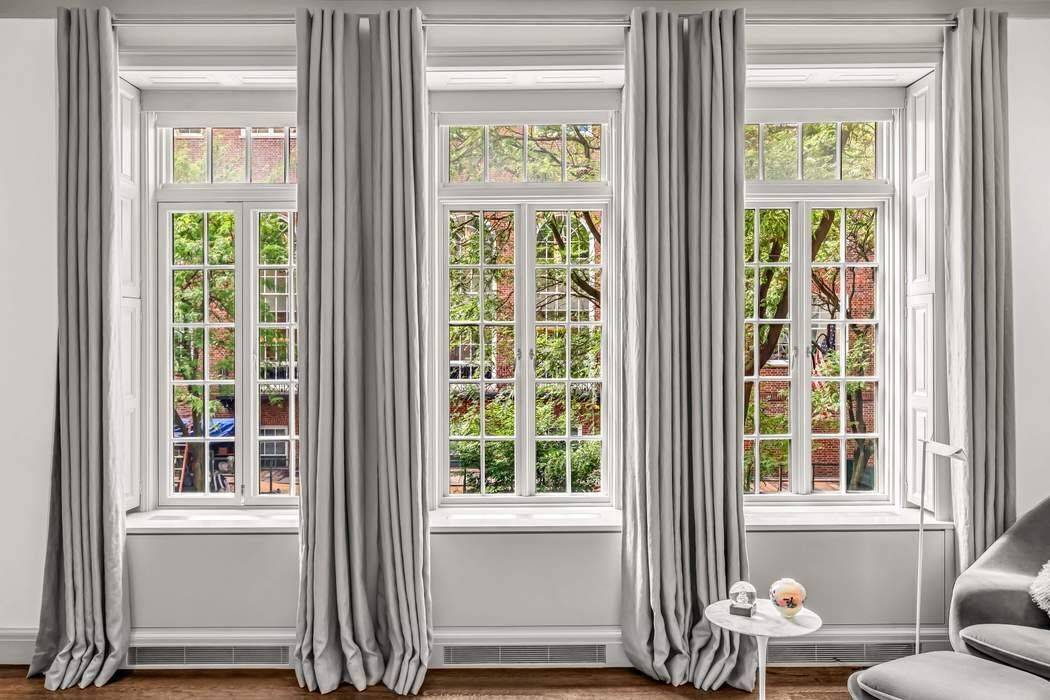 Stunning Carnegie Hill Townhouse on the Best Park Block Welcome to 19 East 92nd Street, a meticulously renovated single family townhouse in the heart of Carnegie Hill.