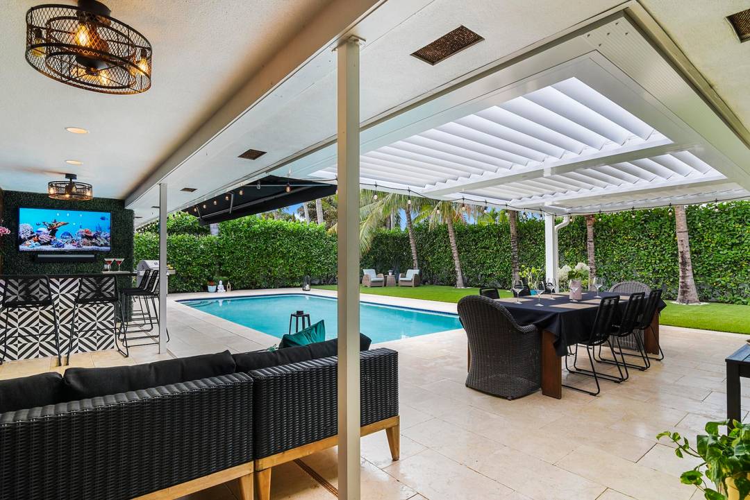 Welcome to your dream home in Lighthouse Point, Florida !