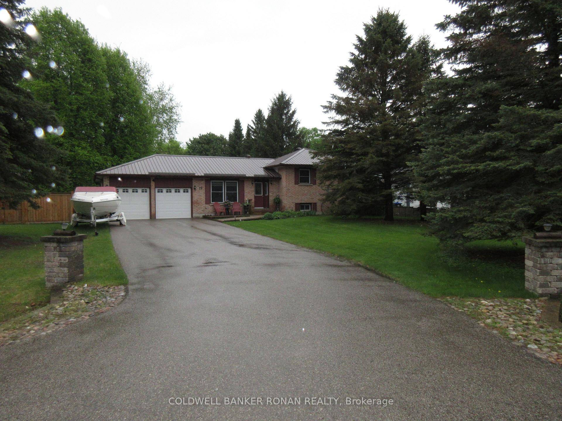 If you are looking for a backyard retreat where your home feels like you're away for the weekend, then this is it !
