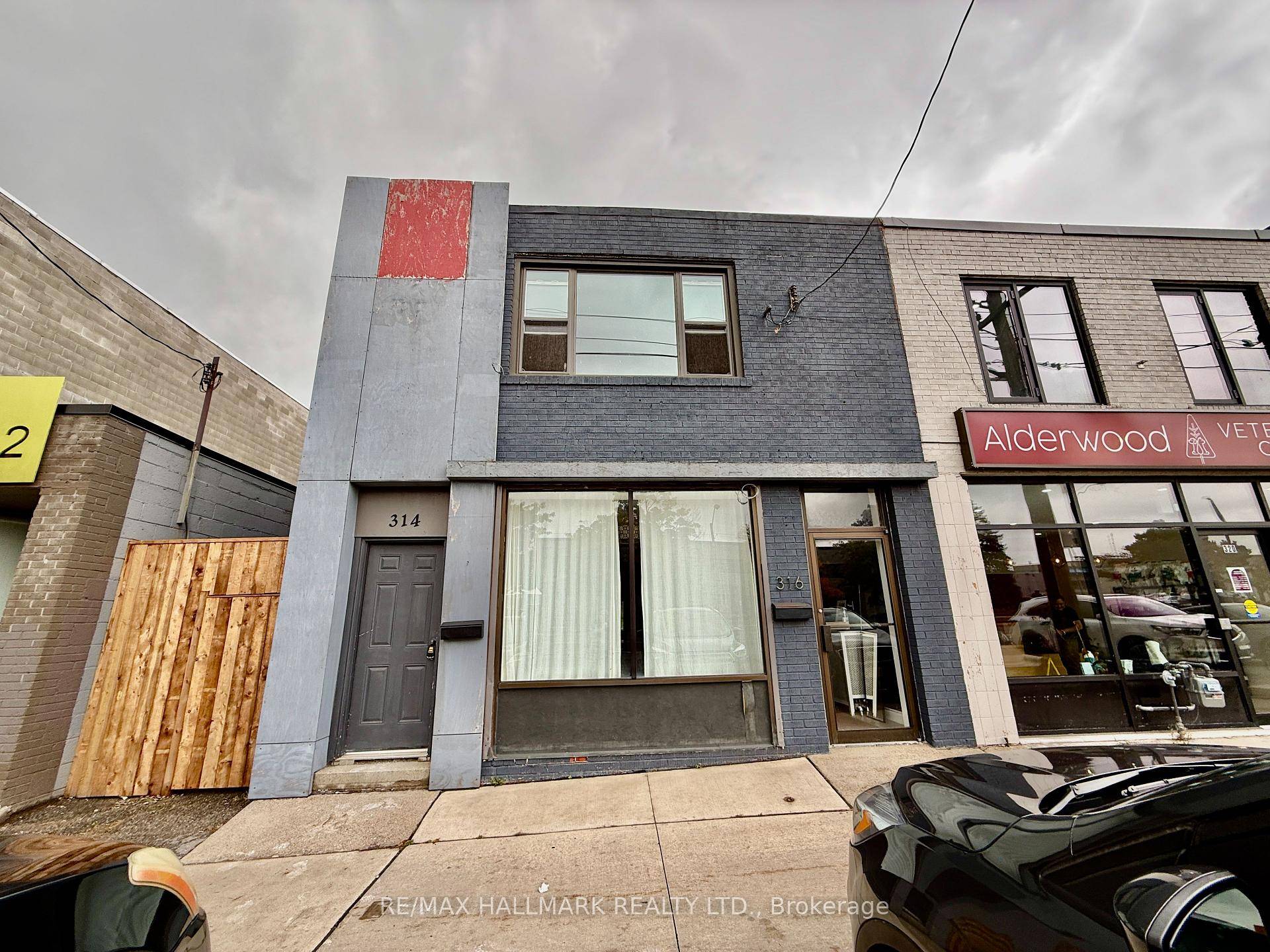 Prime commercial space with exceptional visibility right on Browns Line !