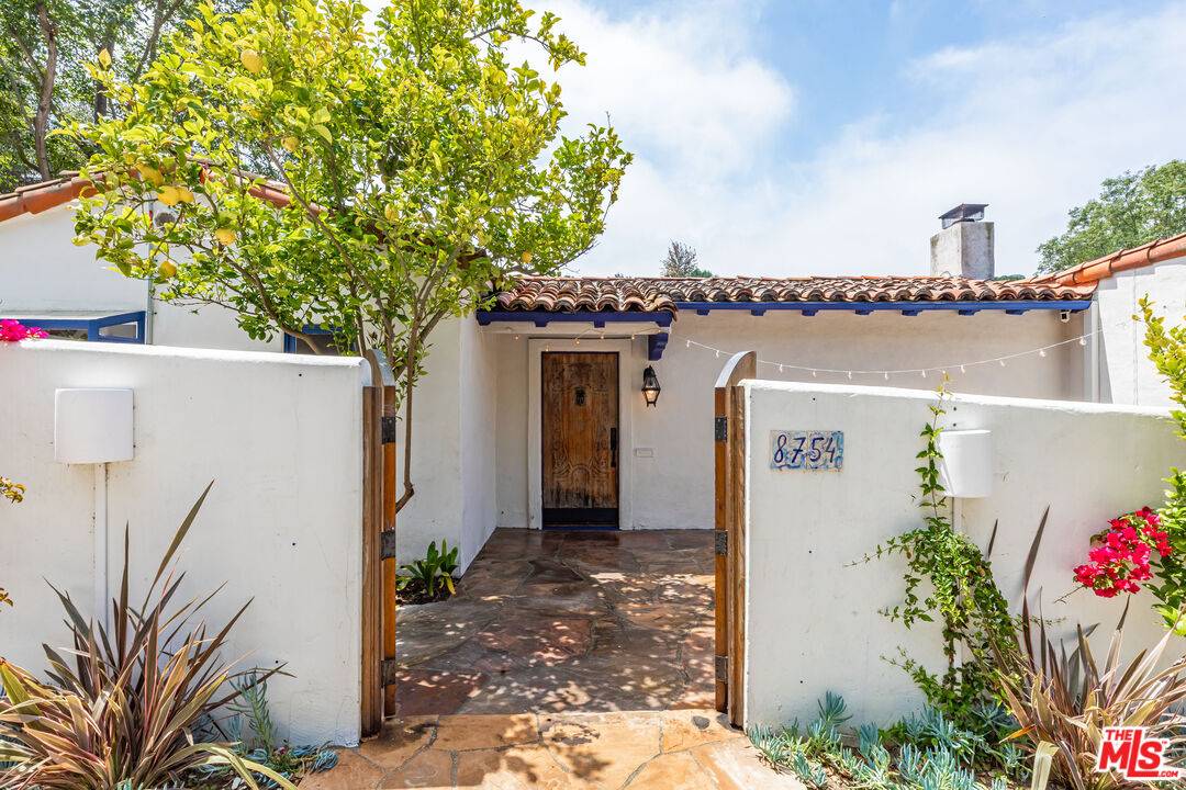 8754 Arlene Terrace 3BR Hollywood Hills East La