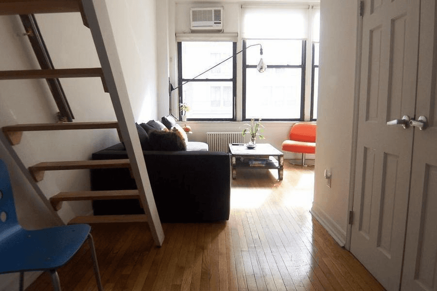 JUST LISTED This FABULOUS SUN FLOODED 1brm LOFT t is not your typical cookie cutter apartment.