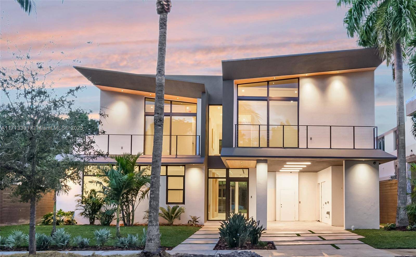 Brand new custom luxury pool home in Coconut Grove on a 6, 875 sq.