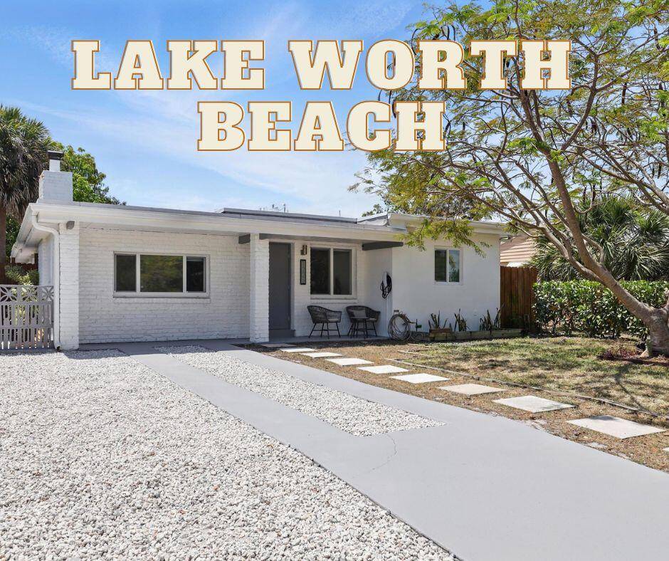 Charming and fully updated 3BR CBS home tucked away on a quiet Lake Worth Beach cul de sac.