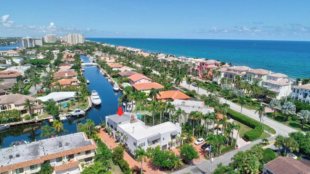 Beautiful waterfront 3 three bedroom 3 amp ; 1 half bath townhome for annual rental.