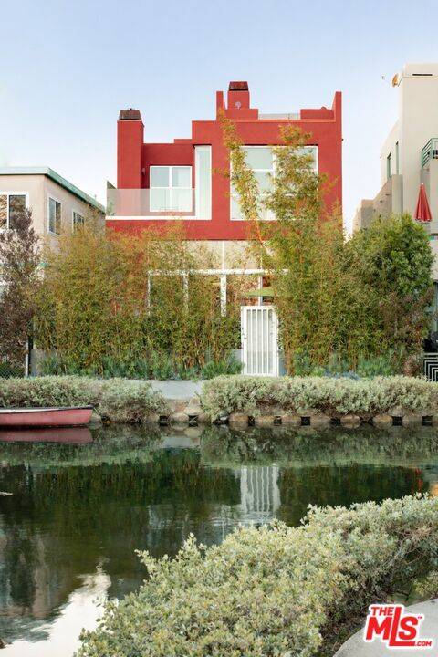 2217   Grand Canal 3BR Marina Del Rey La