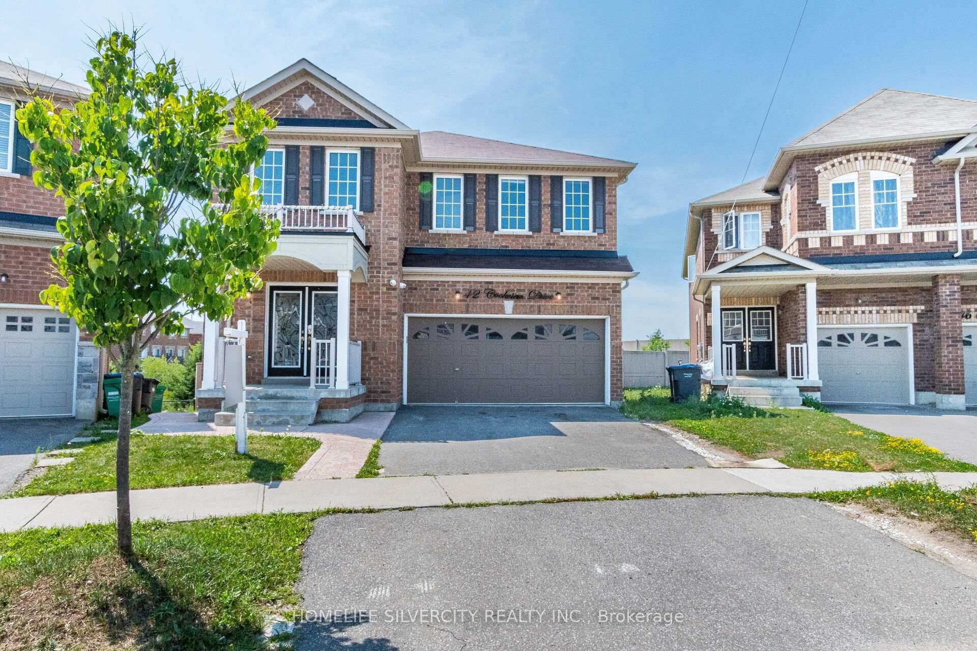 Stunning 4 Bedroom Detached Home Backing Onto Ravine Prime Brampton Location !