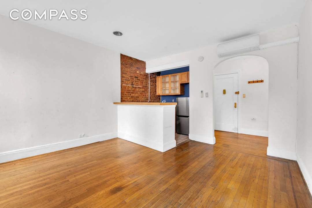 Kips Bay Gem ! This bright one bedroom co op apartment is located on the second floor of a well maintained intimate 36 unit walk up.