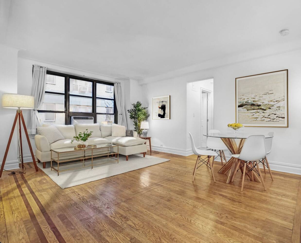 Welcome to Gramercy House, one of the most coveted full service Art Deco cooperatives in the heart of Gramercy.