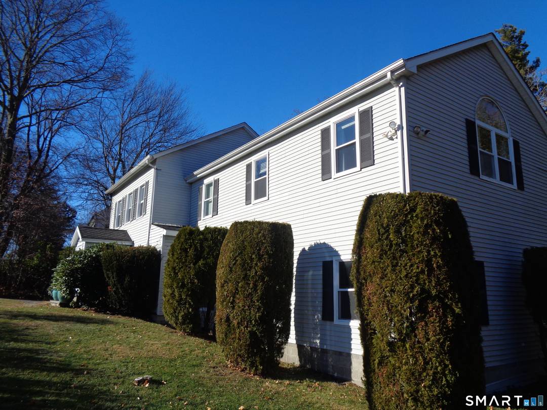 Very large Colonial home that offers alot of storage and 3 stories of living space.