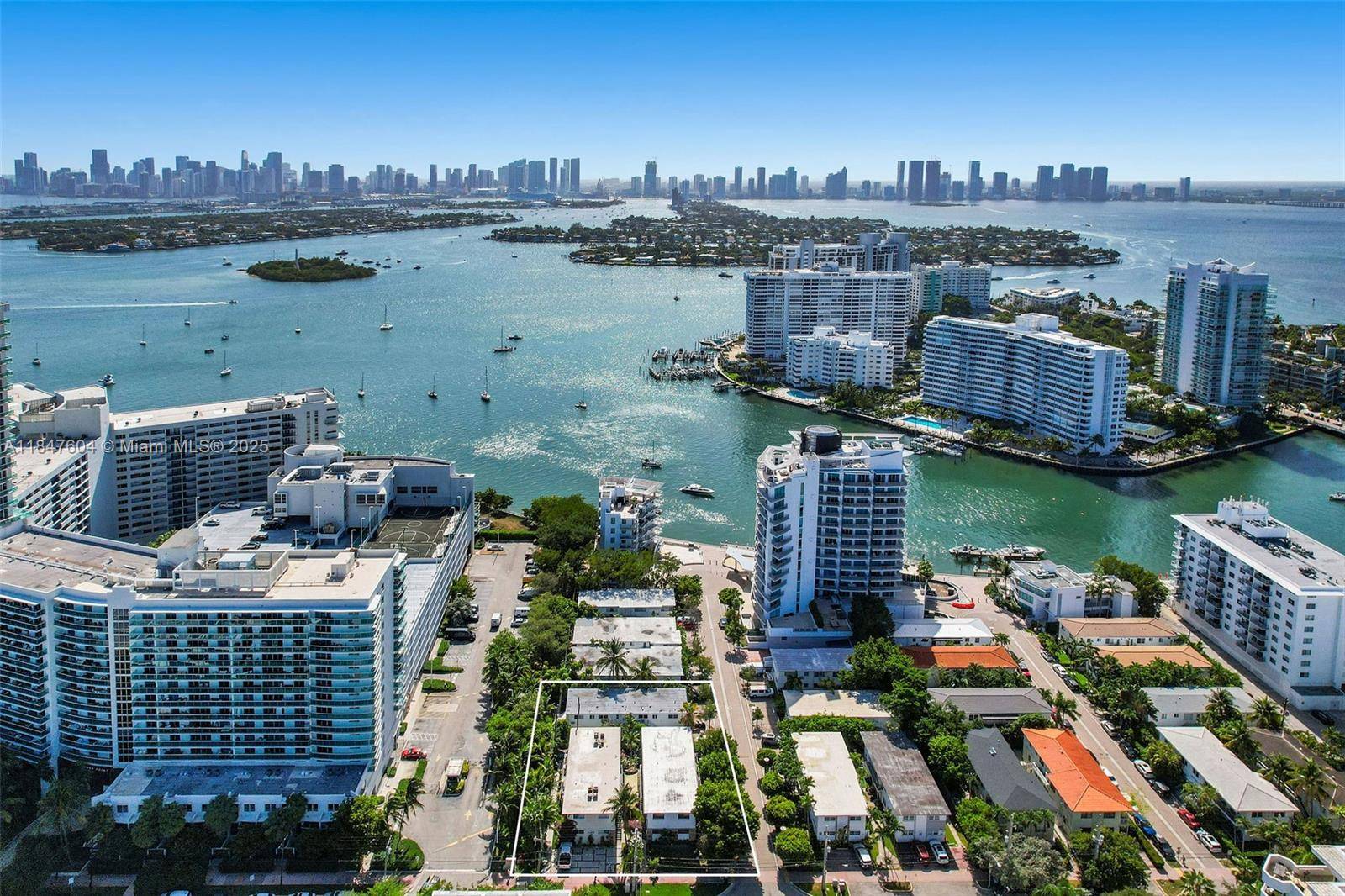 Rare full corner assemblage development opportunity in Miami Beach !