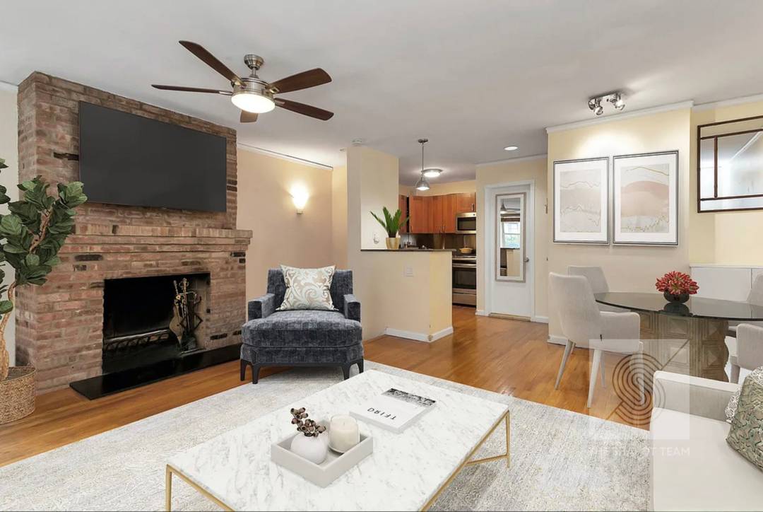 UNIQUE TURTLE BAY TRIPLEX Step into timeless charm and modern sophistication with this stunning triplex residence in the heart of Turtle Bay.