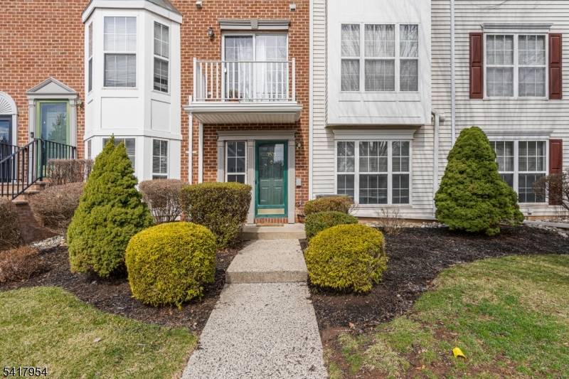 Welcome to this sprawling first floor home in the highly desirable Glenbrooke community, where comfort, style, and convenience come together effortlessly.