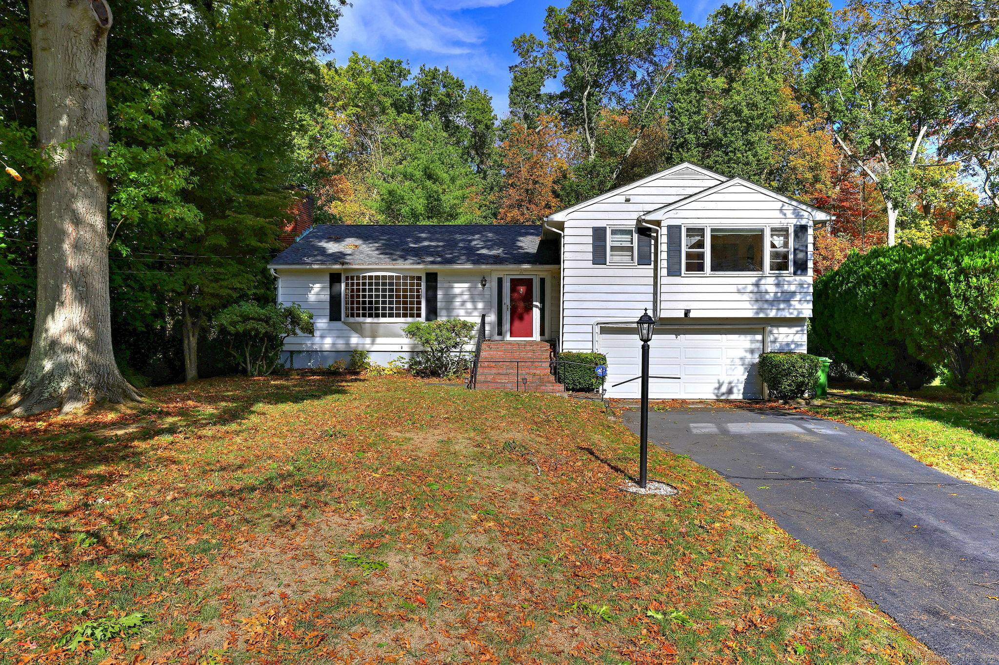 Nestled in a sought after neighborhood, this well built split level home is bathed in natural light thanks to its thoughtful orientation and expansive bay window in the formal living ...