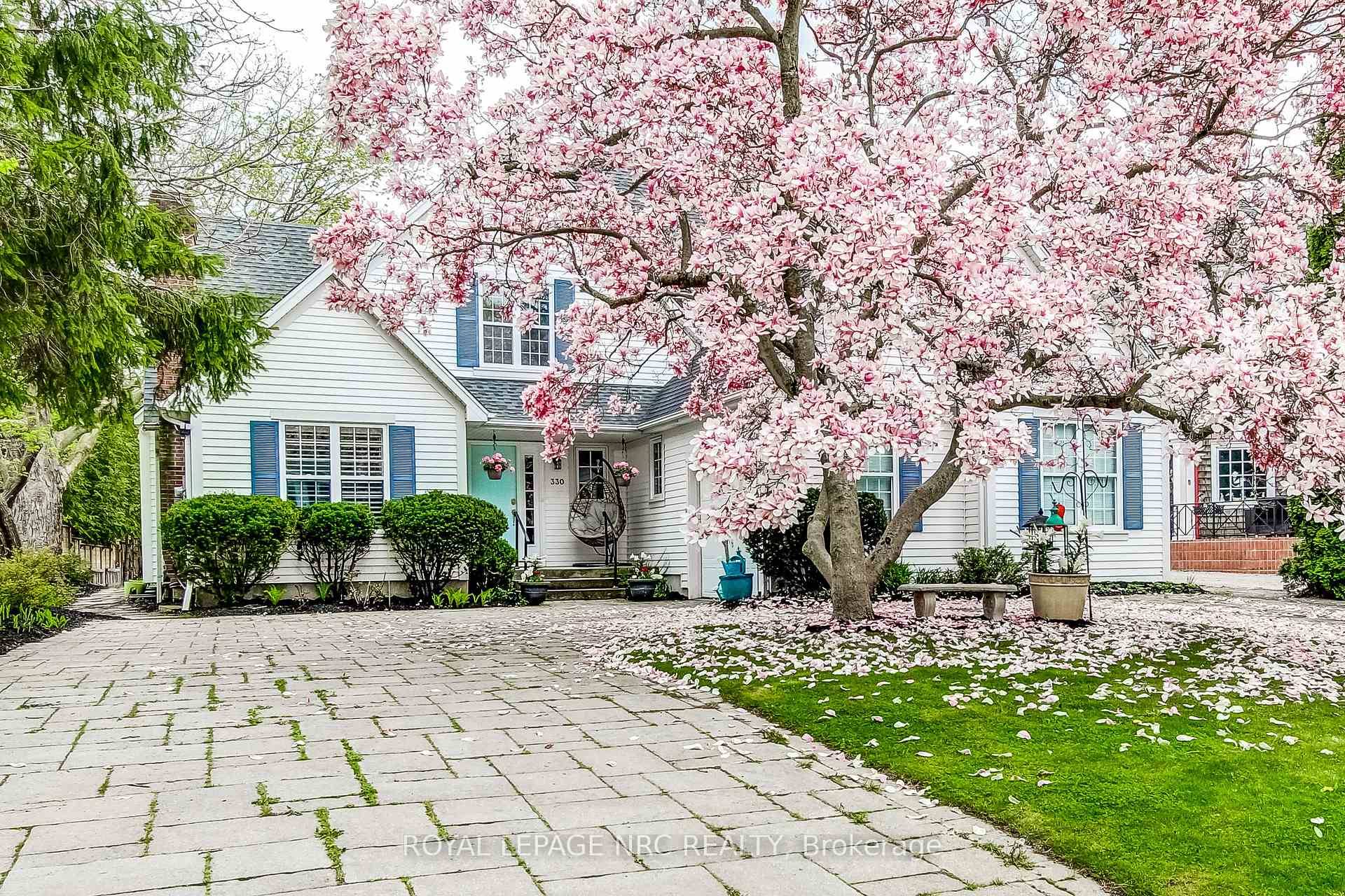 Situated in one of Niagara on the Lakes most desirable neighbourhoods, this stunning 5 1 bedroom home is a true masterpiece, designed to offer the epitome of luxury living.
