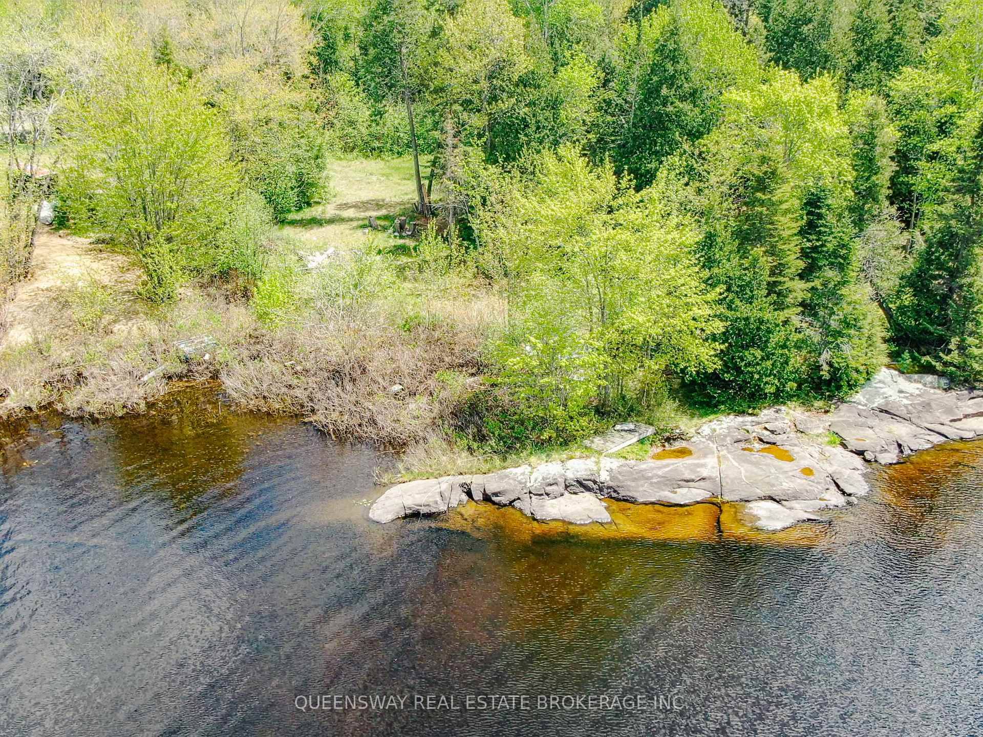 Welcome to your private slice of Northern Ontario paradise !