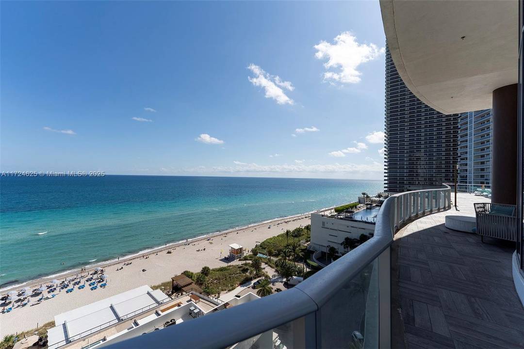 Gorgeous 2 bedroom 2 bath corner unit facing South West with views of the city, intracoastal, beach and more.