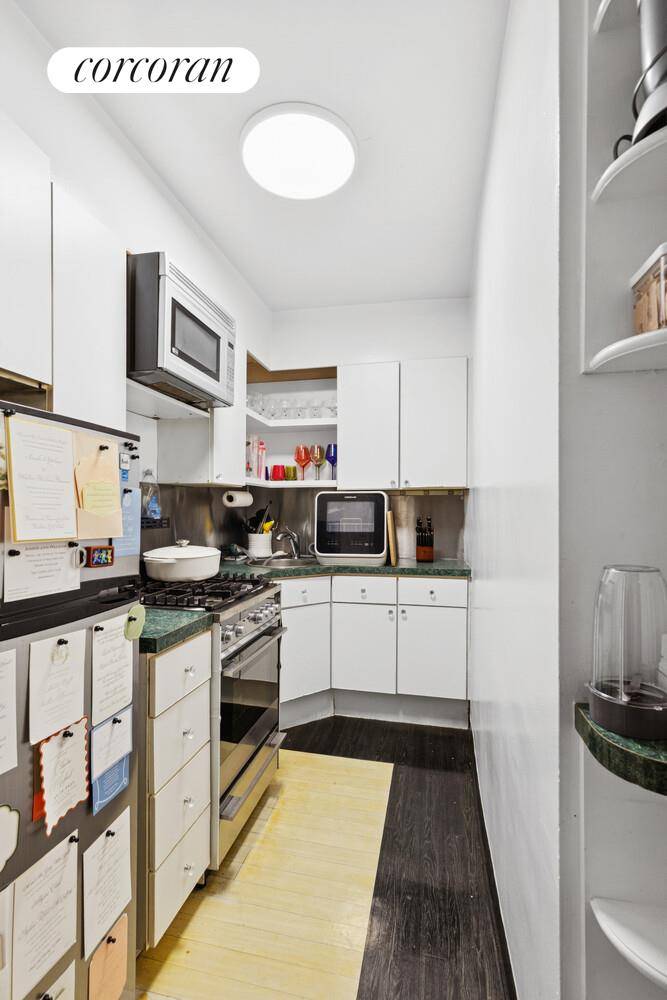 25 West 13th Street 3FN Convertible 2 Bedroom with private deeded parking spot in building Rare opportunity at a spacious convertible two bedroom home in the heart of Greenwich Village, ...