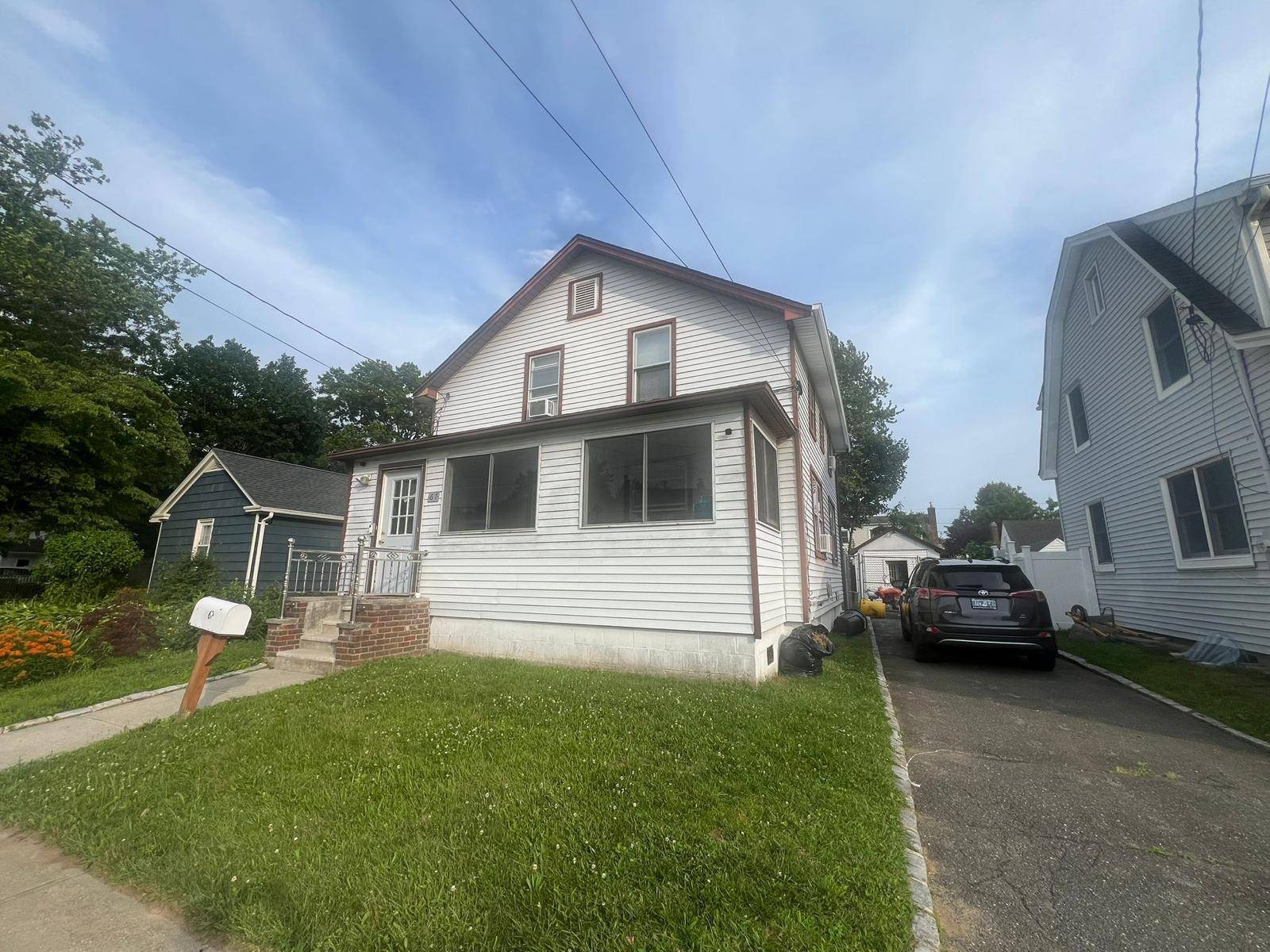 Basement is NOT included for lease.