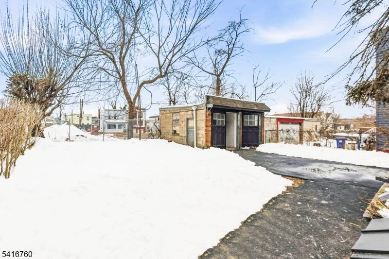 Why buy a single family when you can buy a 2 fam.