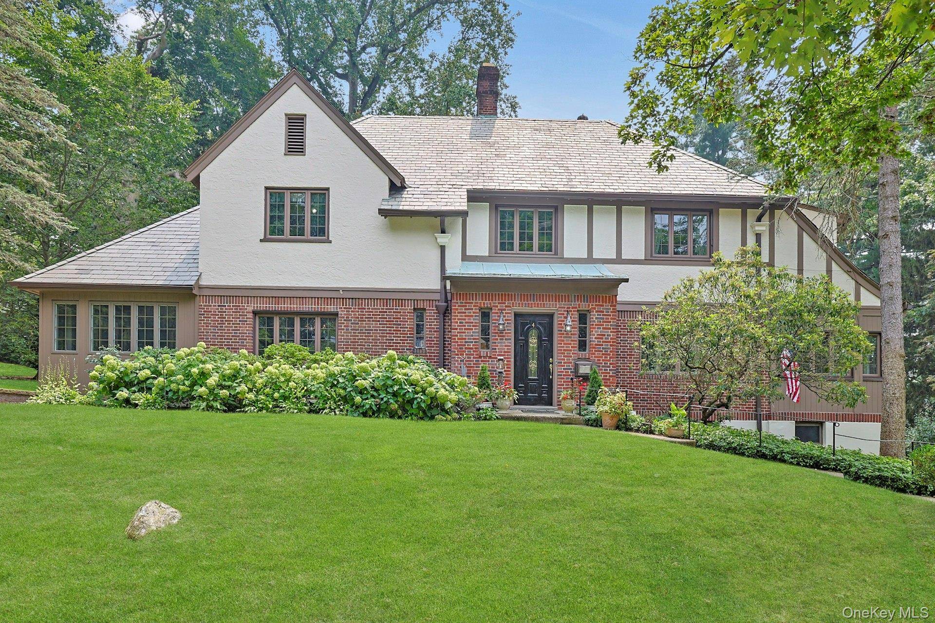 Picture perfect 4 bedroom 3.