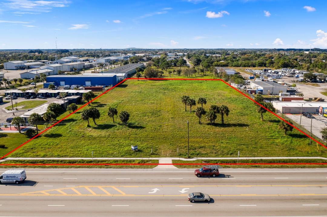 4 acres on South US 1. Very rare Industrial zoning as 99 of US1 is zoned general commercial.