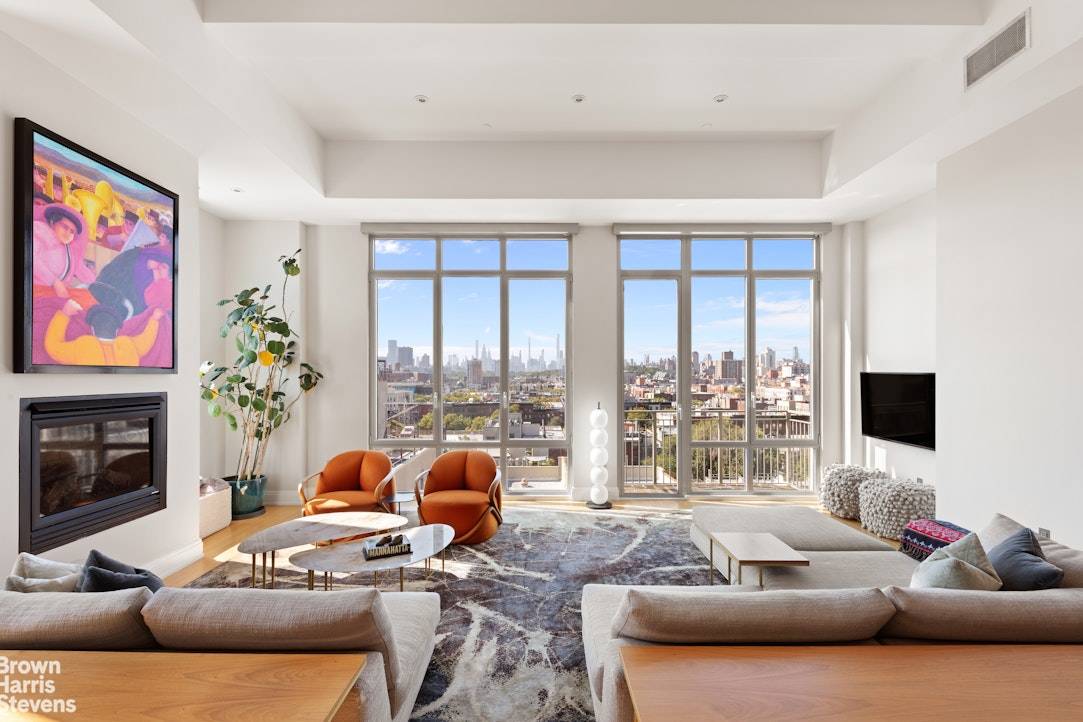 A Spectacular Harlem Loft with Iconic Views Welcome to Loft 124, where soaring proportions, historic character, and modern luxury converge.