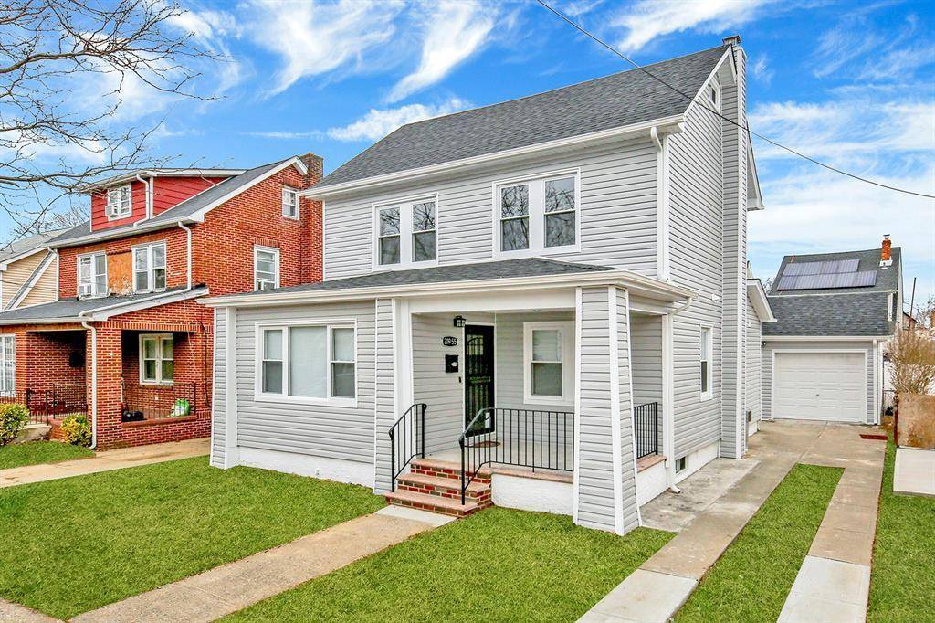 1 family detach 4 bedroom 3 full bath full finish basemant o s e