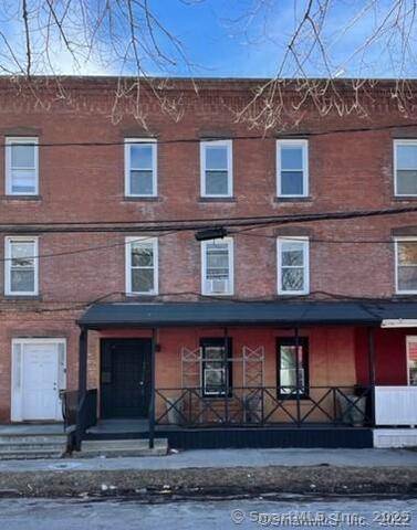 Updated and furnished 4 bedroom two full and one half bathroom in city center.