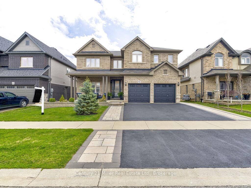 Welcome to this beautifully maintained and spacious 4 bedroom home offering over 2950 sq.