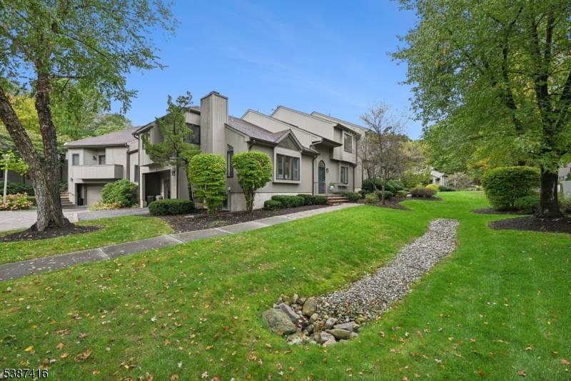 Beautiful 3 bedroom, 2. 2 bathroom freshly painted end unit townhome in desirable Spruce Edge !