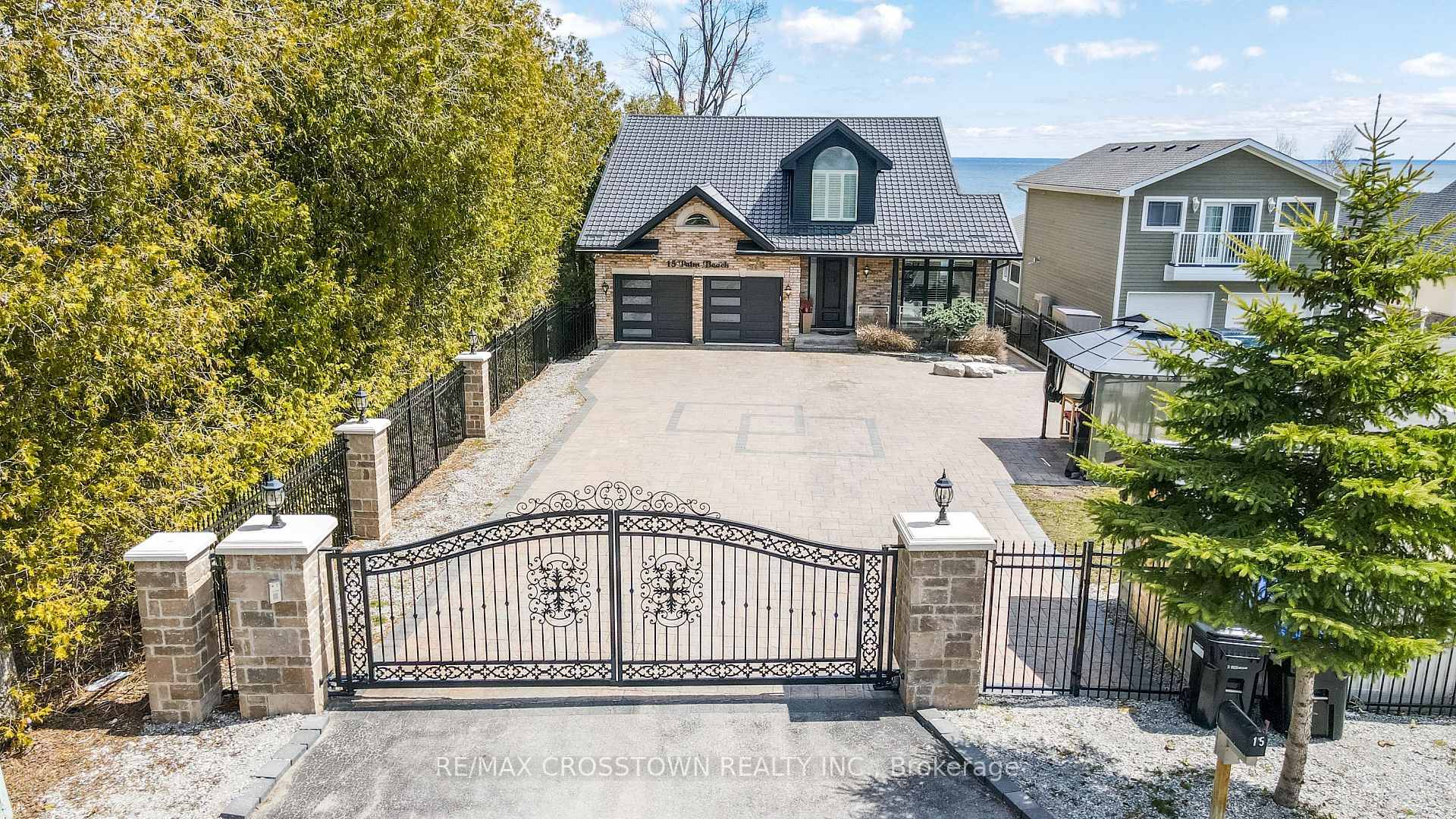 Beautiful Clear Waterfront with your own private beach situated perfectly between Barrie amp ; Orillia a.