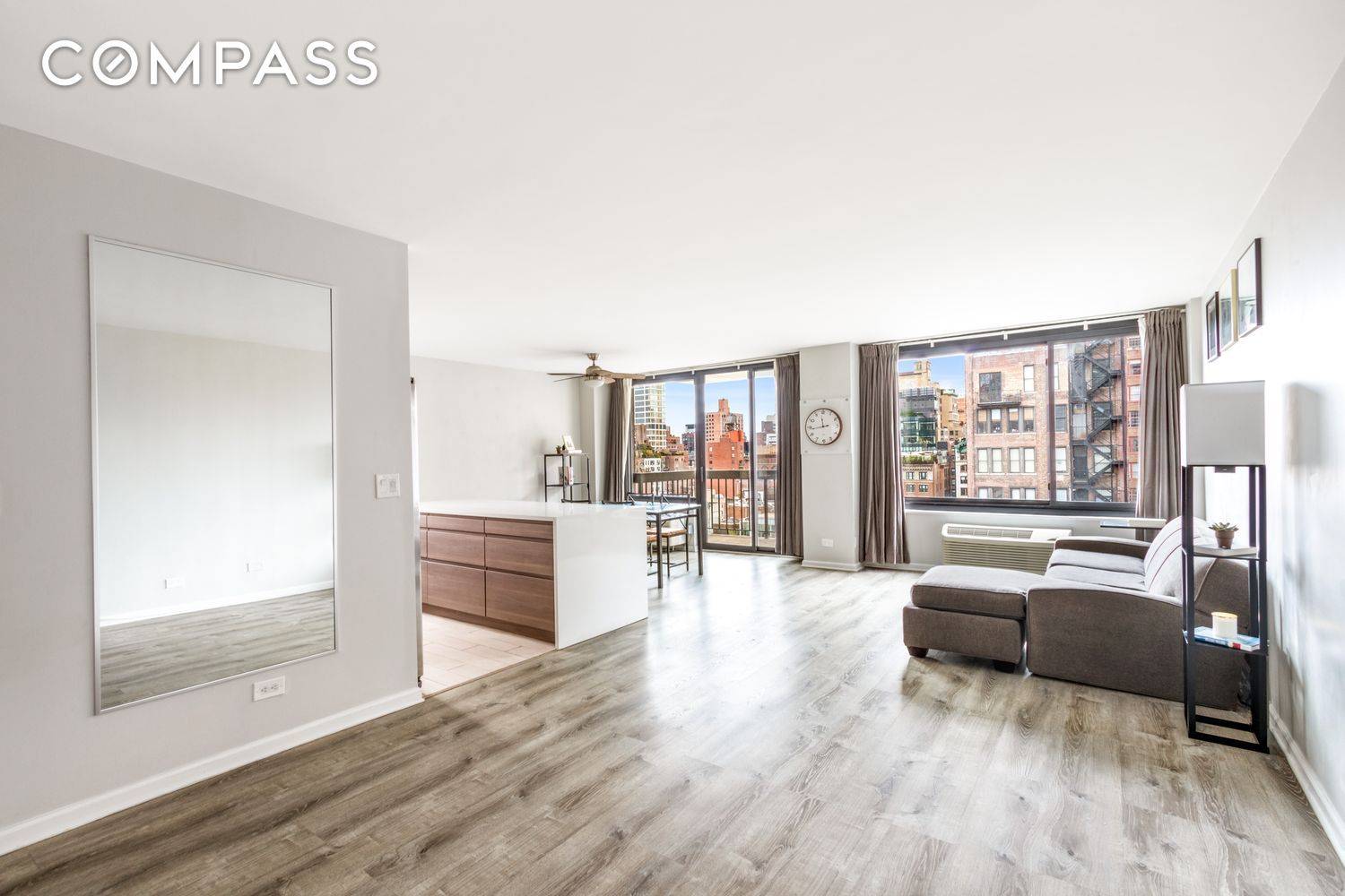 This sunny 2 bedroom, 2. 5 bathroom condominium has been fully renovated and offers floor to ceiling windows and a lovely south facing balcony.