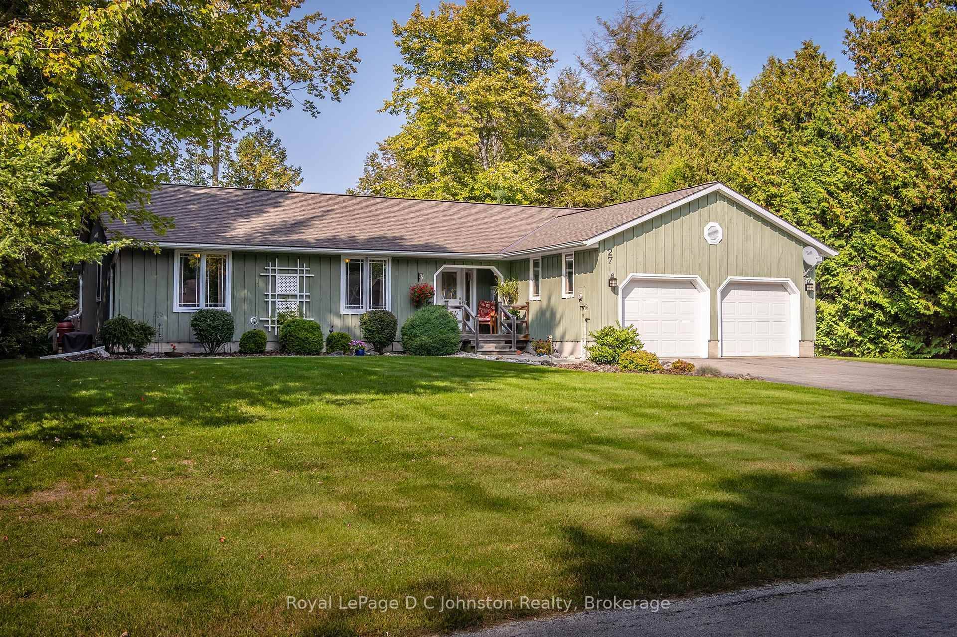 Nestled in a desirable neighborhood at North Sauble Beach, 27 Gremik Crescent offers a beautifully maintained 3 bedroom, 2 bathroom home, ideal for those seeking both comfort and serenity.
