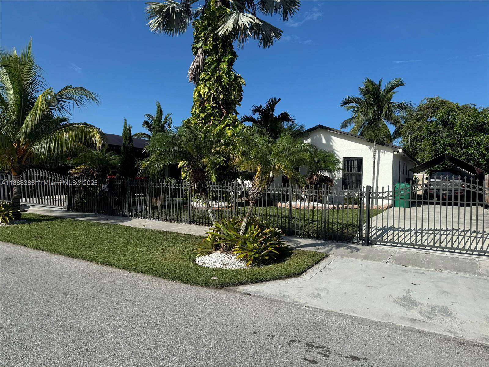 Welcome to your dream home in Homestead !