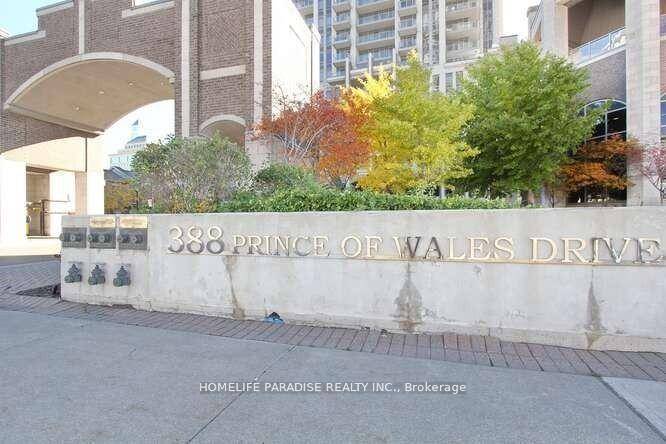 Excellent Corner Unit Condo In The Heart Of Mississauga, Next To Sq One Shopping Centre.