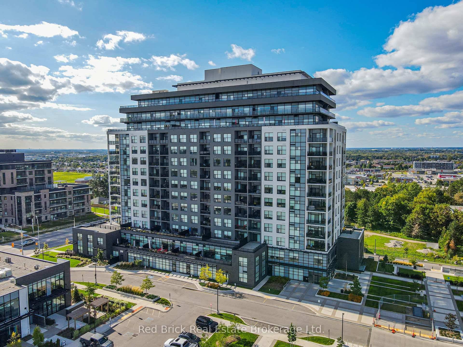 Welcome home ! This prime unit in Guelph's hottest location is full of natural light and awaiting your personal touches.