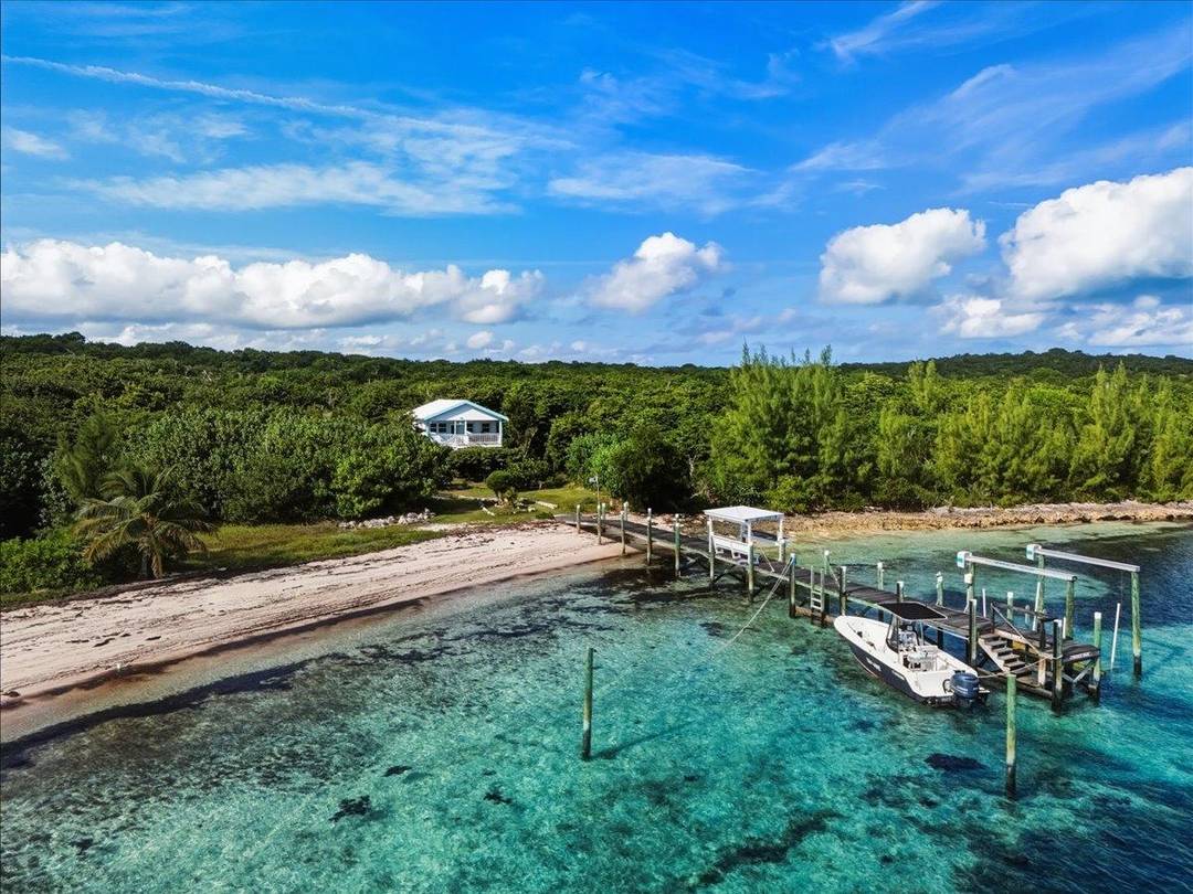 VILLA SAPODILLA LUBBER'S Single Family Home Abaco