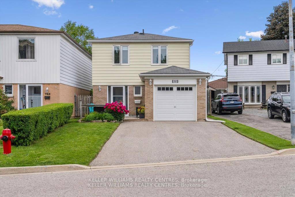 Welcome to this beautifully upgraded 4 bedroom family home, perfectly situated on a peaceful dead end street, Jackson Court, in the heart of Newmarket.
