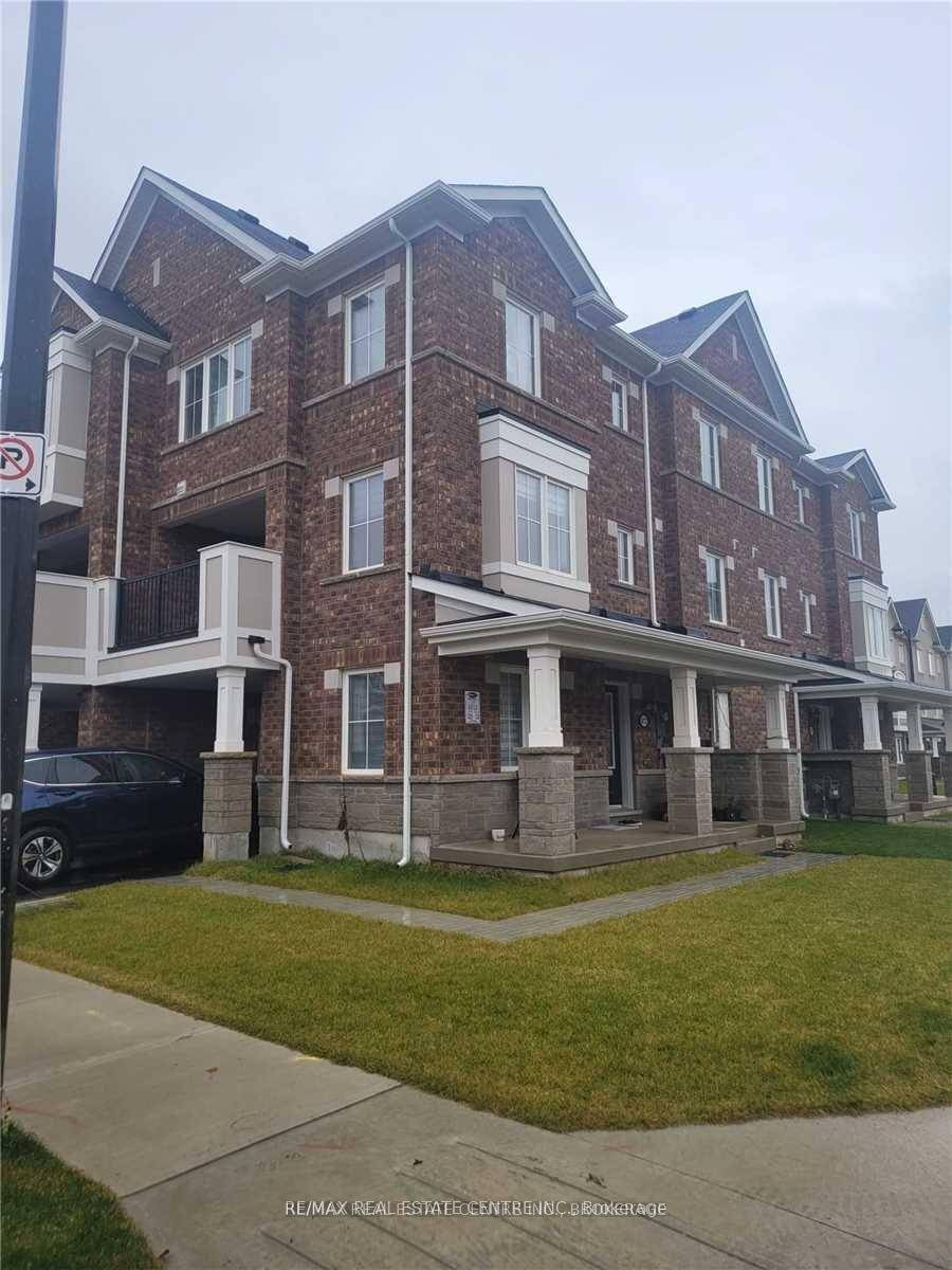 This open concept Mattamy townhouse corner unit features a three storey layout with an abundance of natural sunlight.