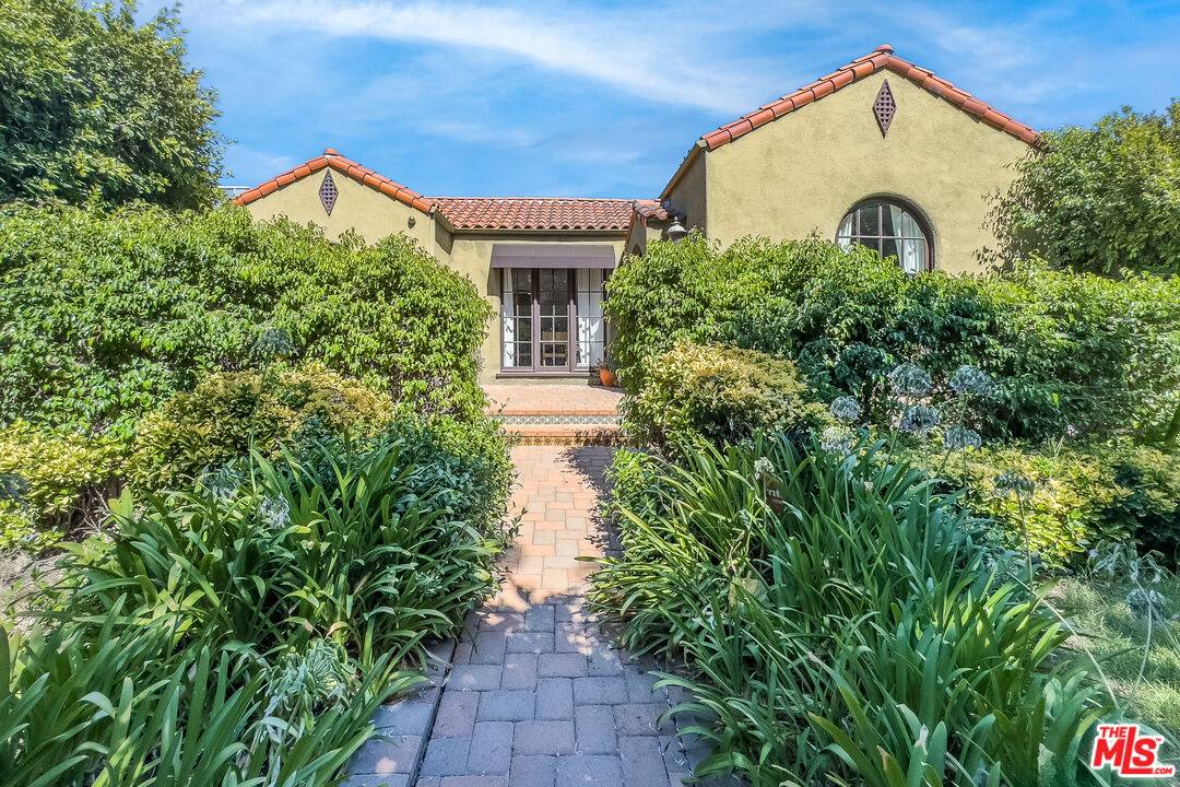 434 N Laurel Ave 3BR Beverly Grove La
