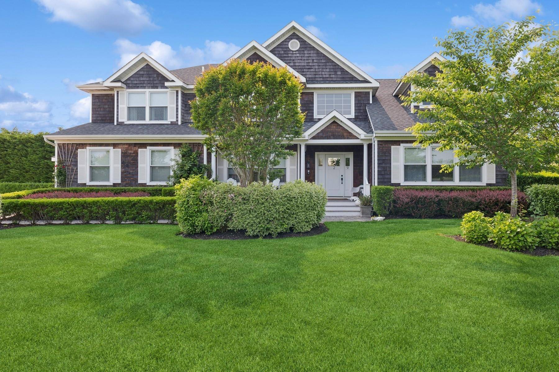 Sensational in Southampton Enjoy living in this stunning home with all the Hamptons Charm.