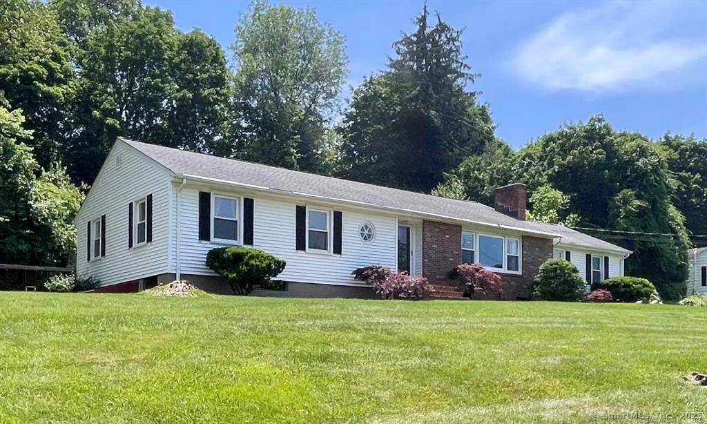 Nestled on a peaceful cul de sac in sought after Orange, this well maintained 3 bedroom, 2 full bathroom ranch offering 1904 square feet of comfort, space and functionality.