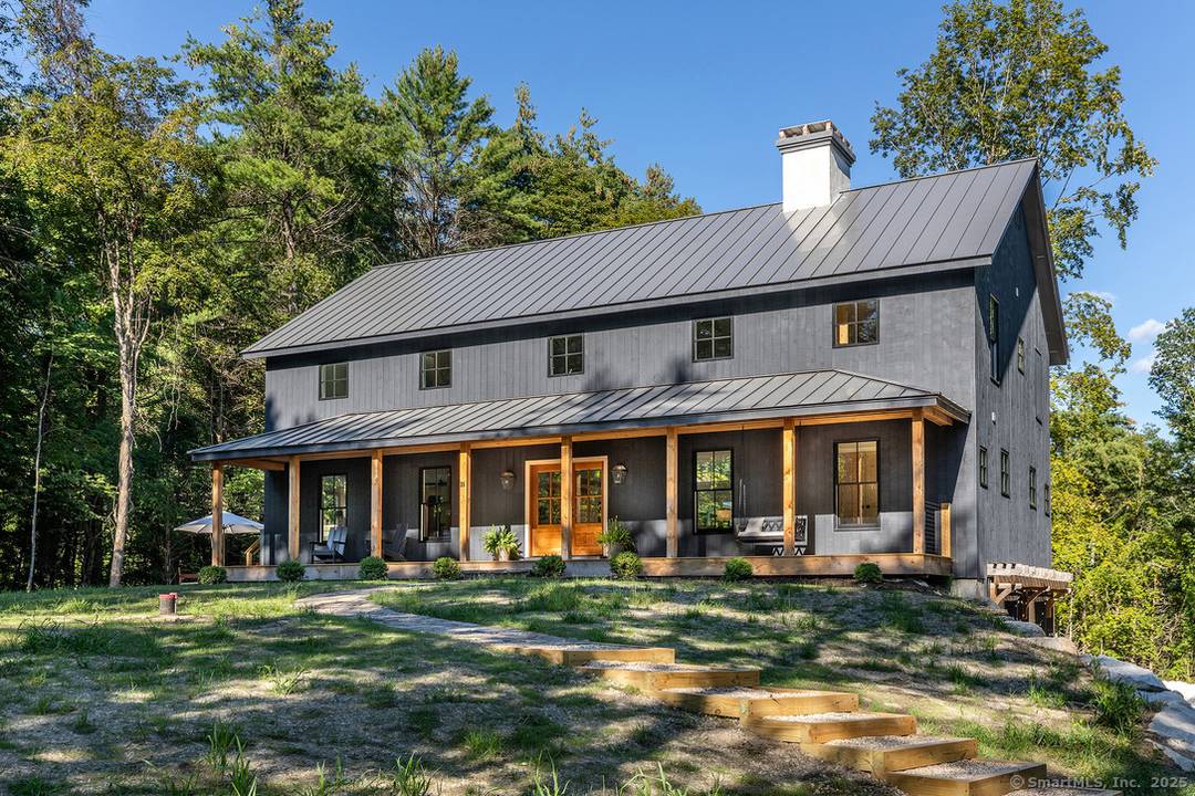 Shangra Lodge, part of the allure where days spent approaches perfection.