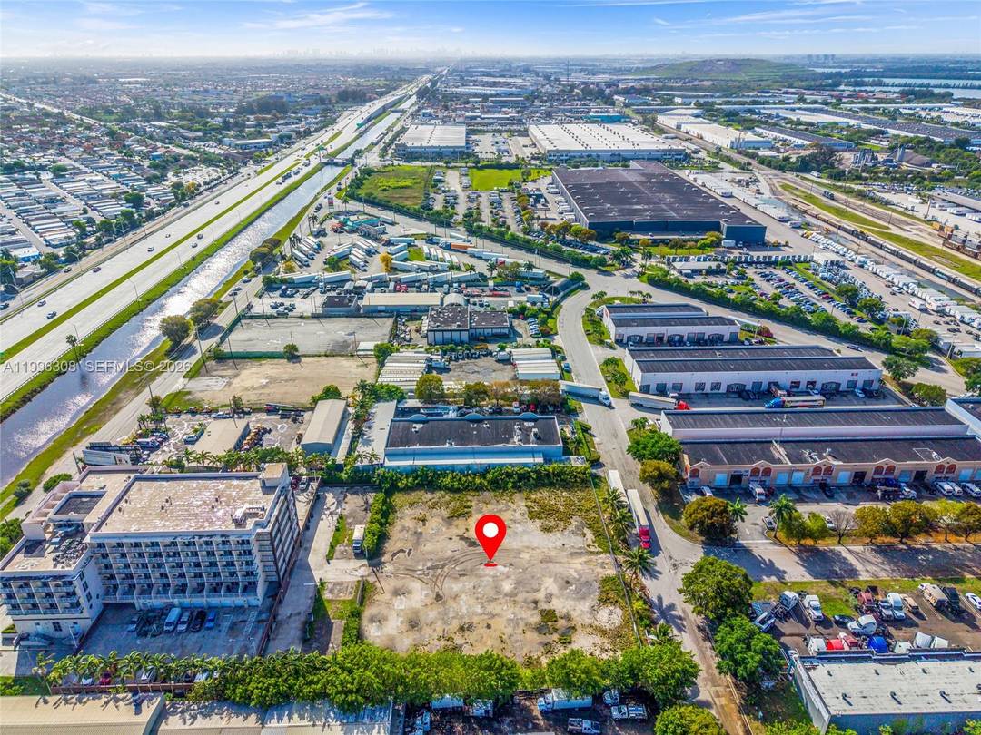 Located in one of South Florida s most established industrial hubs, this 50, 000 SF land opportunity benefits from Medley s strategic location, industrial friendly zoning, and dense concentration of ...
