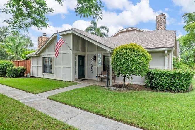 1960 Derby Trail Townhouse Palm Beach