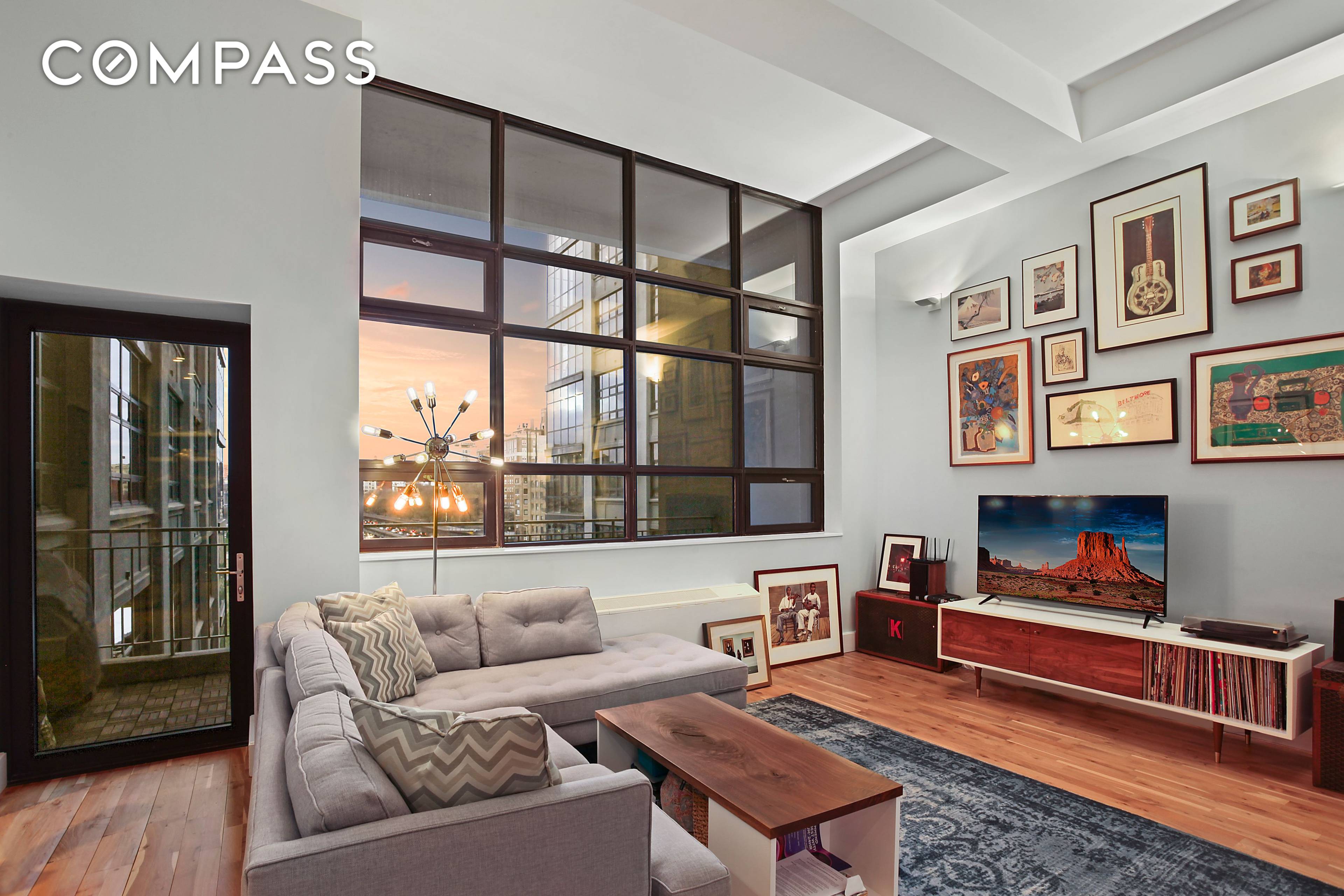 Stunning enormous 1, 309 s f, designer condo Loft apt OBBP.