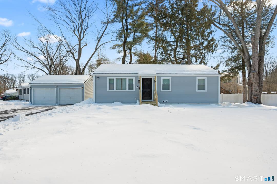 Completely Remodeled Move In Ready in Farmington !